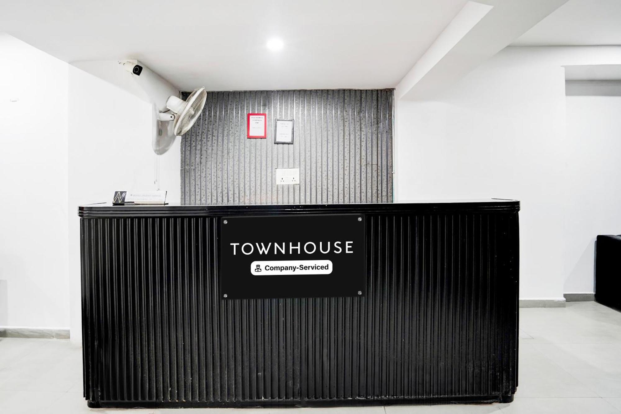 Super Townhouse Nagpur Railway Station Hotel Buitenkant foto