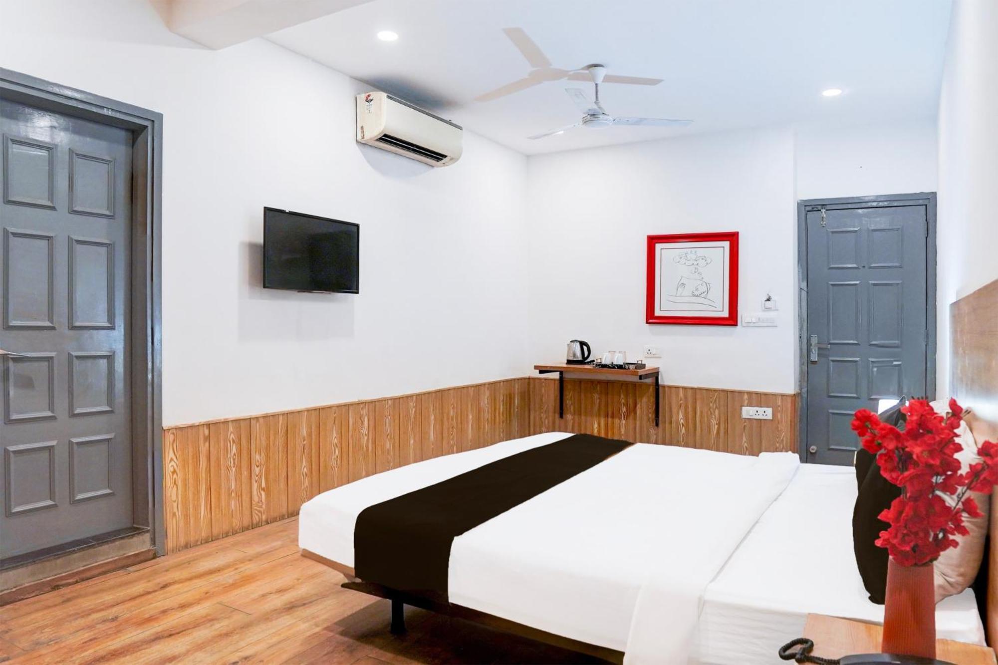 Super Townhouse Nagpur Railway Station Hotel Buitenkant foto